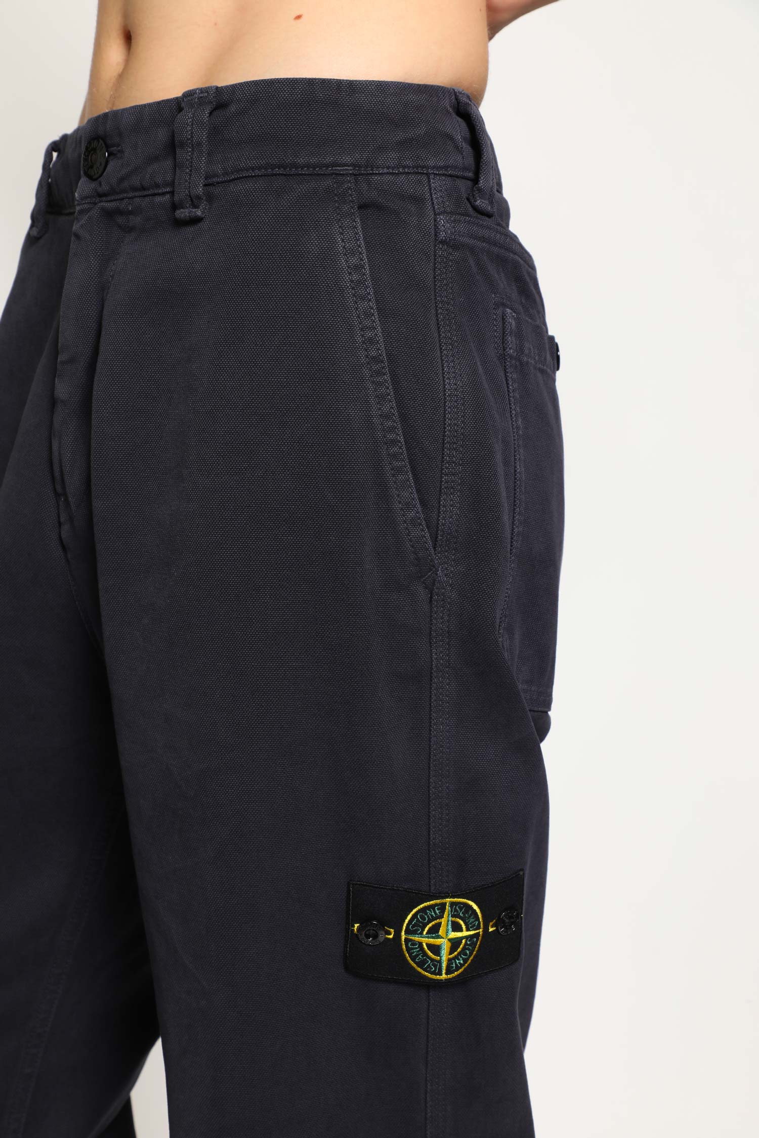 STONE ISLAND MAN BLACK TROUSERS