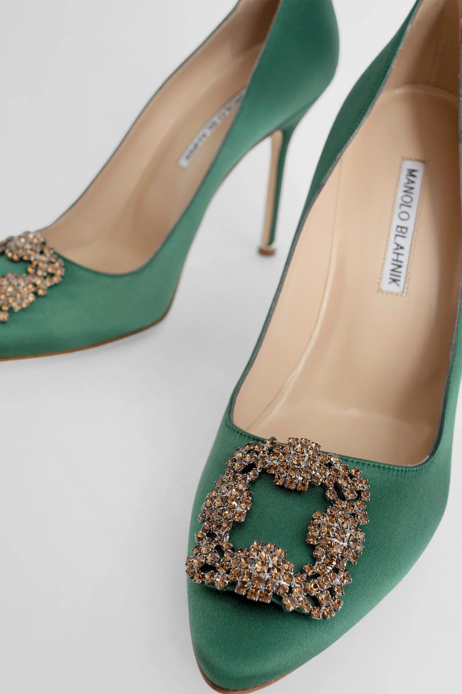 MANOLO BLAHNIK WOMAN GREEN PUMPS - Antonioli.eu