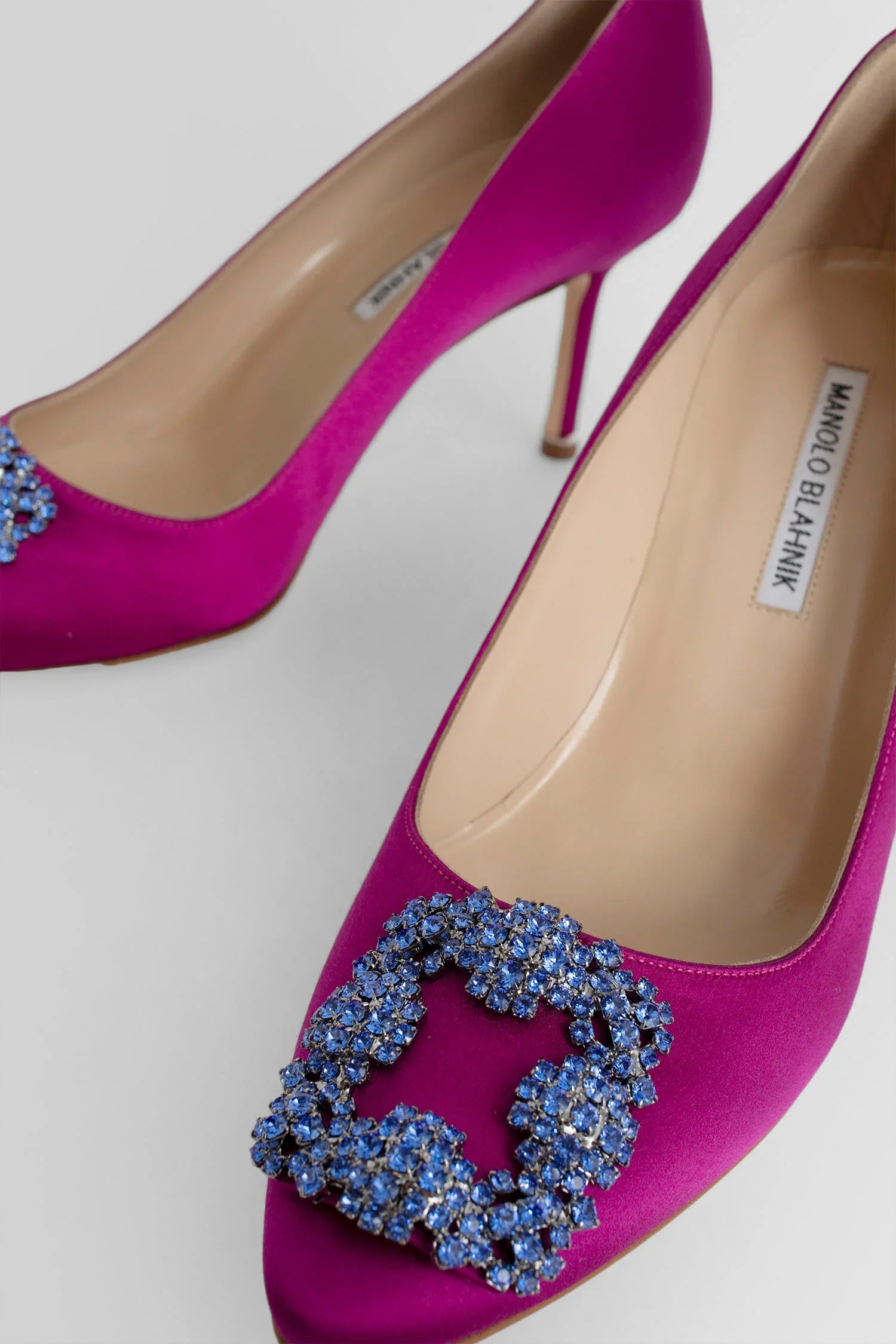 MANOLO BLAHNIK WOMAN PINK PUMPS - Antonioli.eu