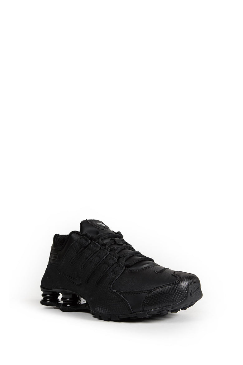 Nike Shox NZ Sneakers