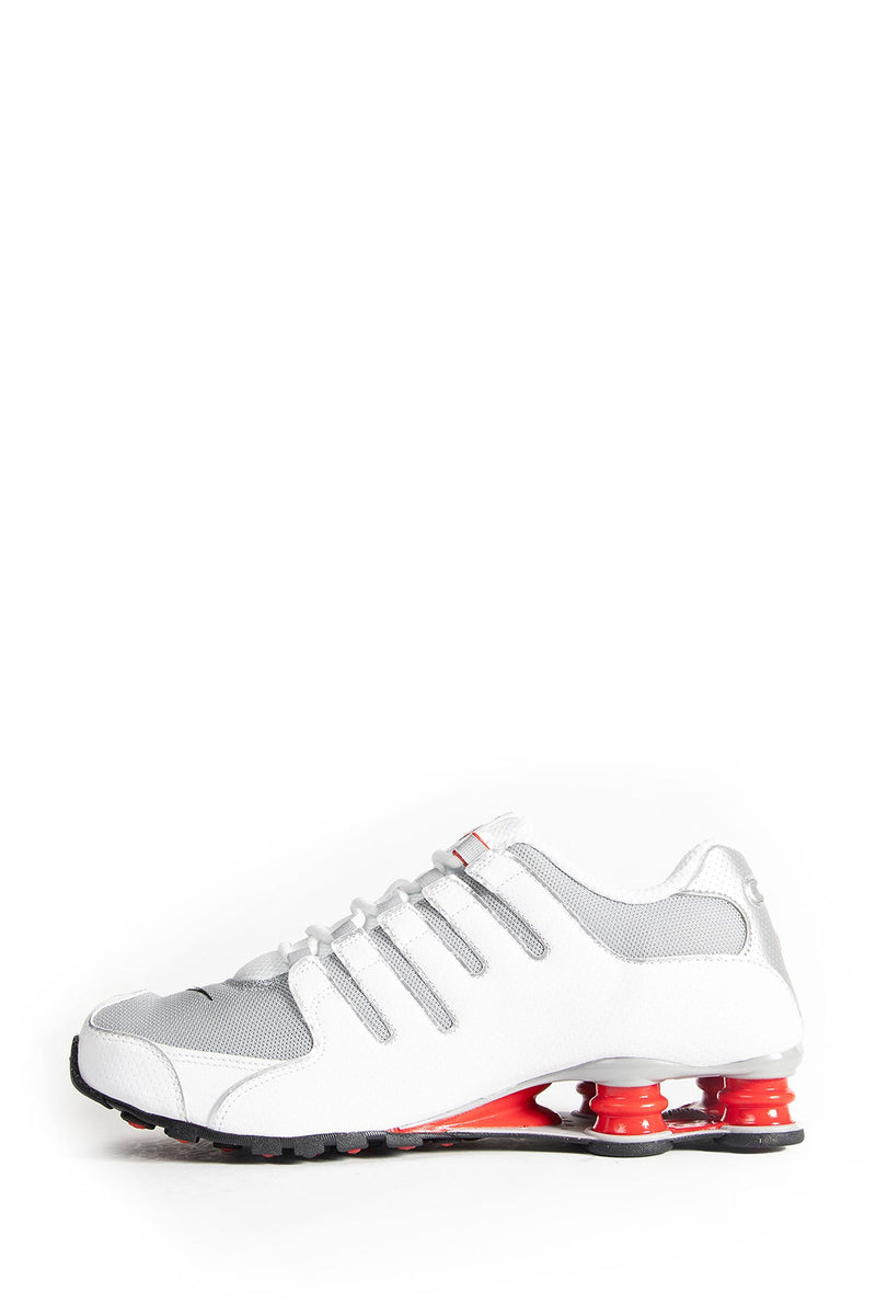 Nike Shox NZ Sneakers