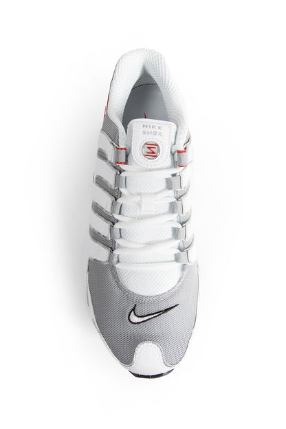 Nike Shox NZ Sneakers