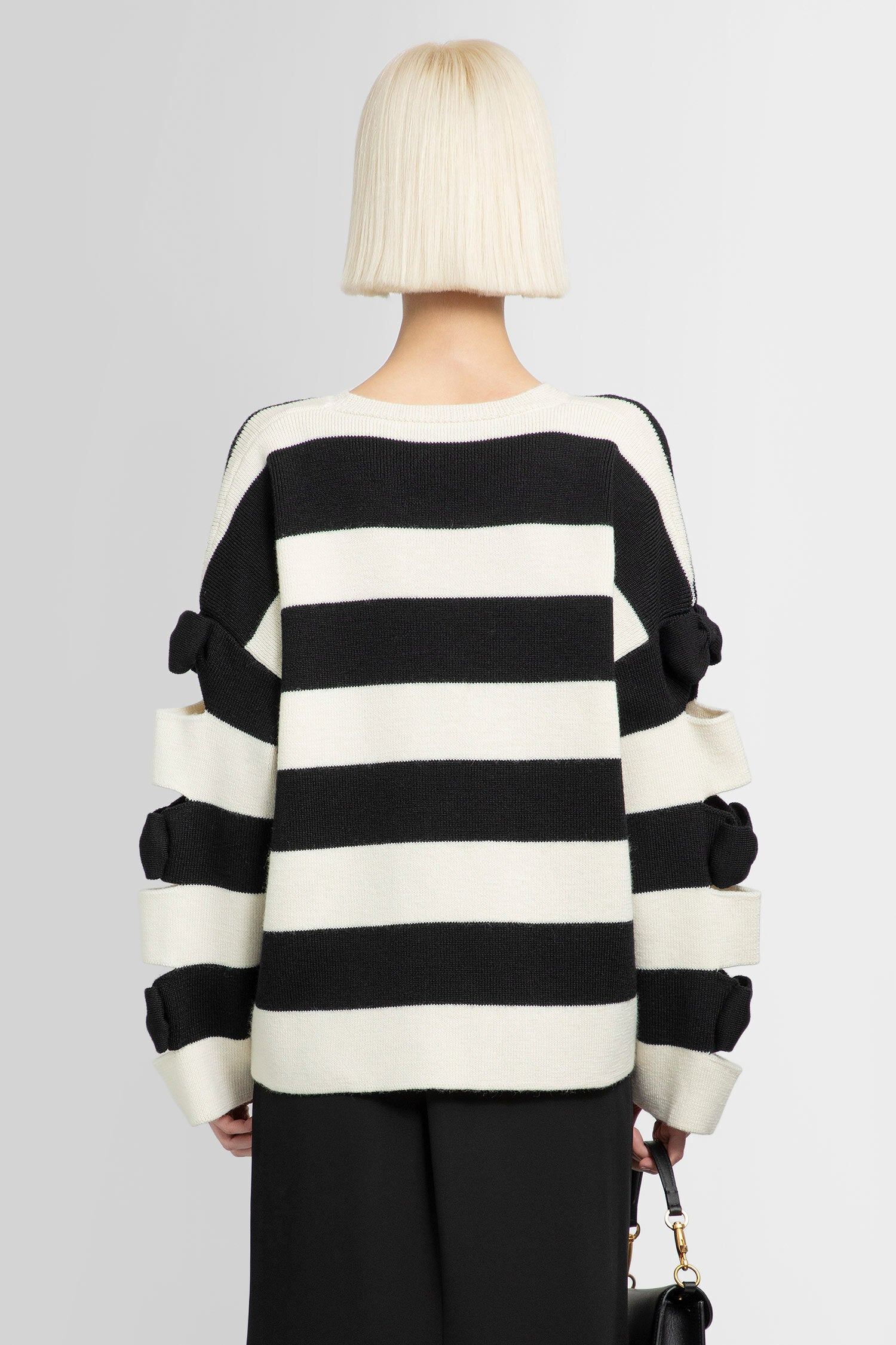 VALENTINO WOMAN BLACK&WHITE KNITWEAR