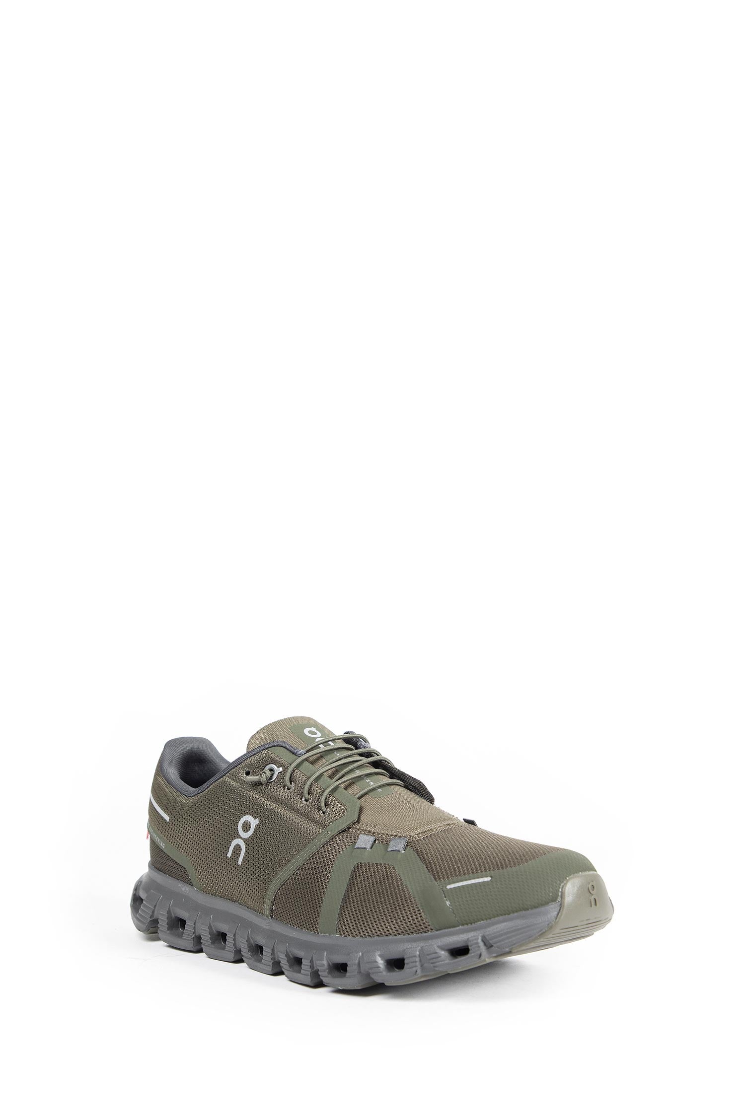 Cloud 6 Sneakers