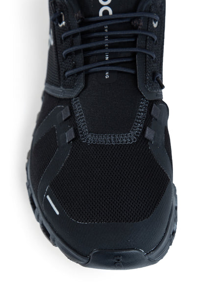 ON RUNNING WOMAN BLACK SNEAKERS