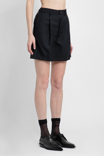 NOIR KEI NINOMIYA WOMAN BLACK SHORTS