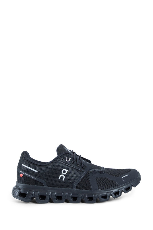 ON RUNNING WOMAN BLACK SNEAKERS
