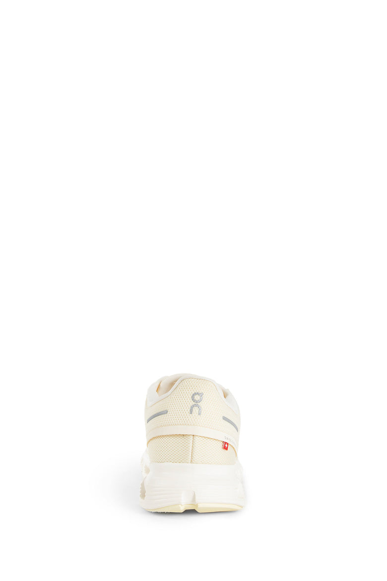 Sneakers Cloud 6 
