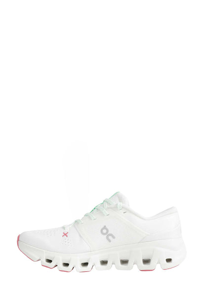 Cloud X 5 Sneakers