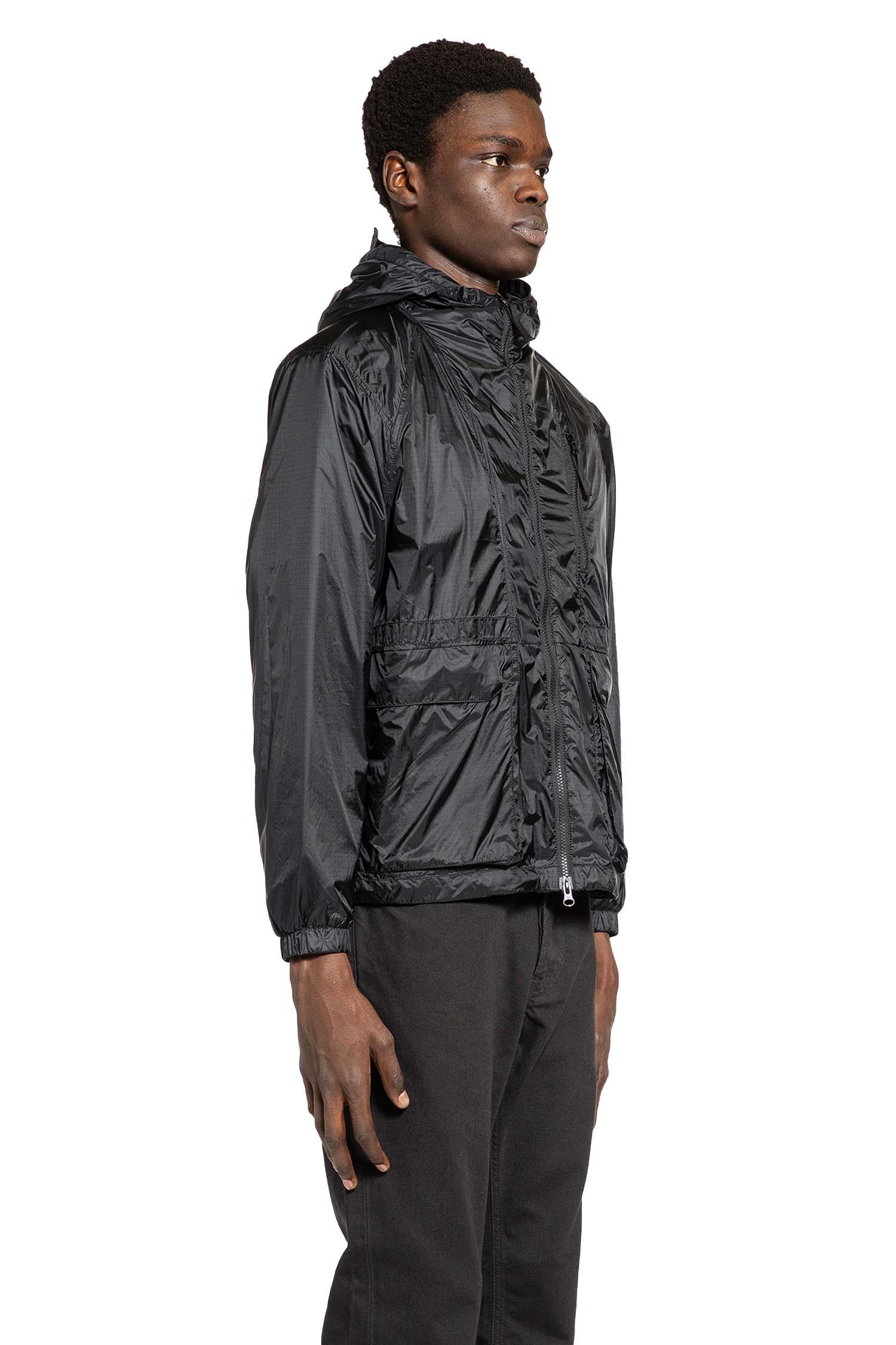 4100057 Light Ripstop Windbreaker