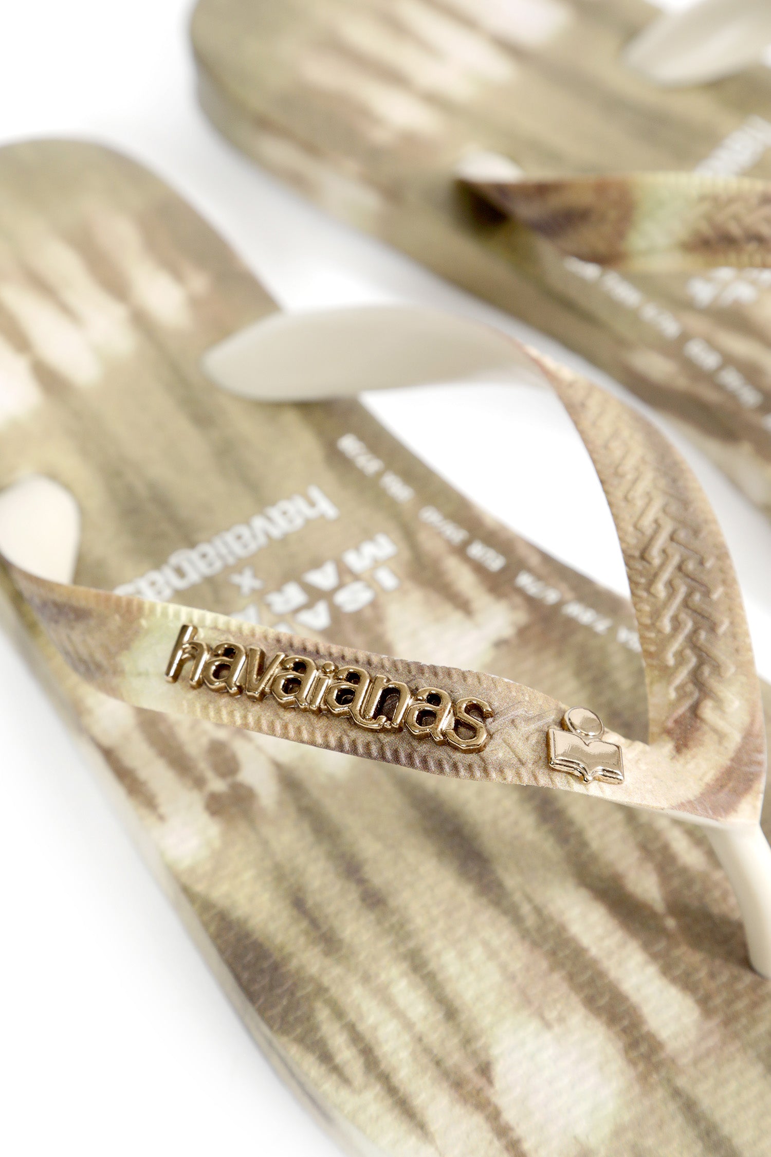 Isabel Marant Top Ikat Flip Flops