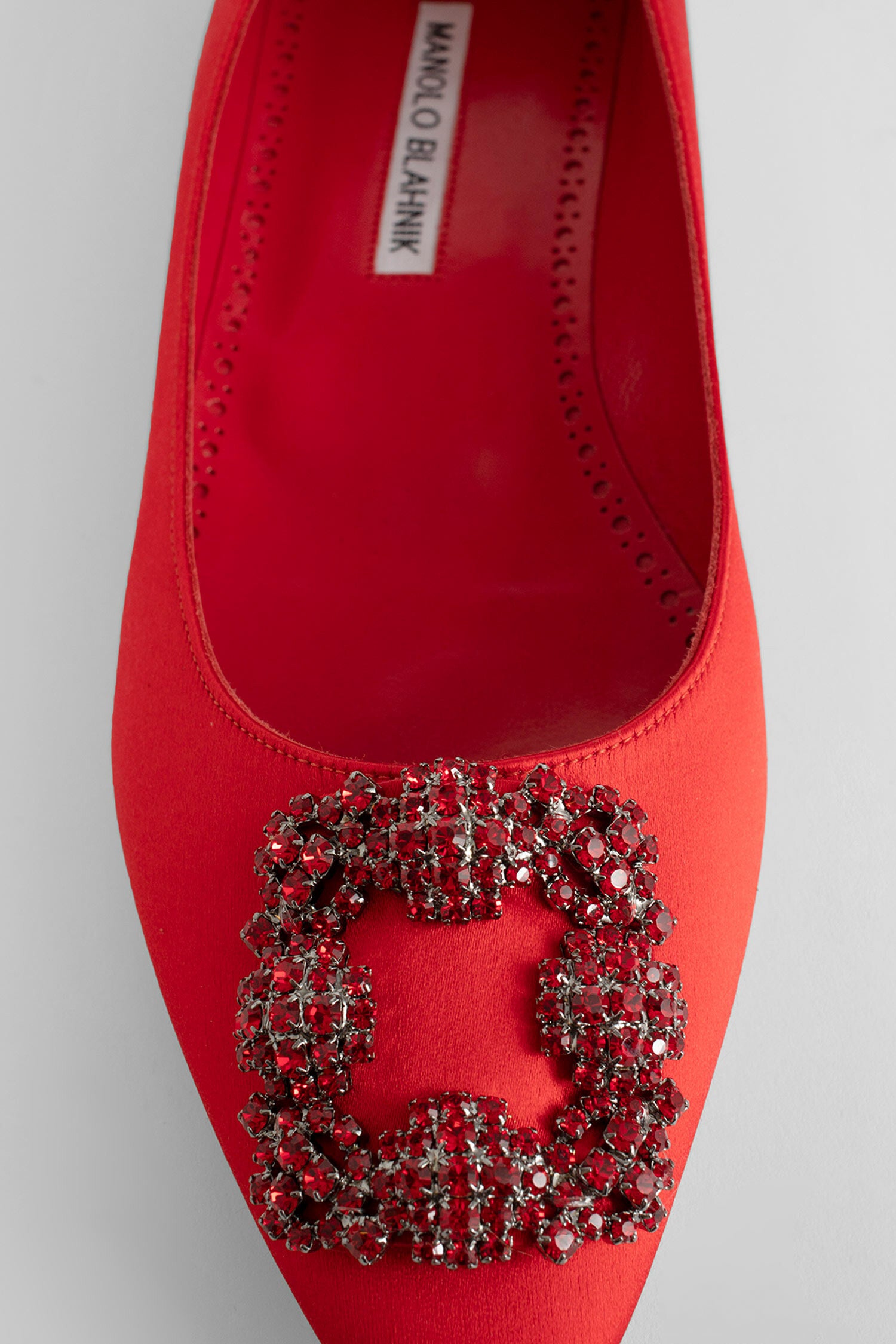 MANOLO BLAHNIK WOMAN RED FLATS