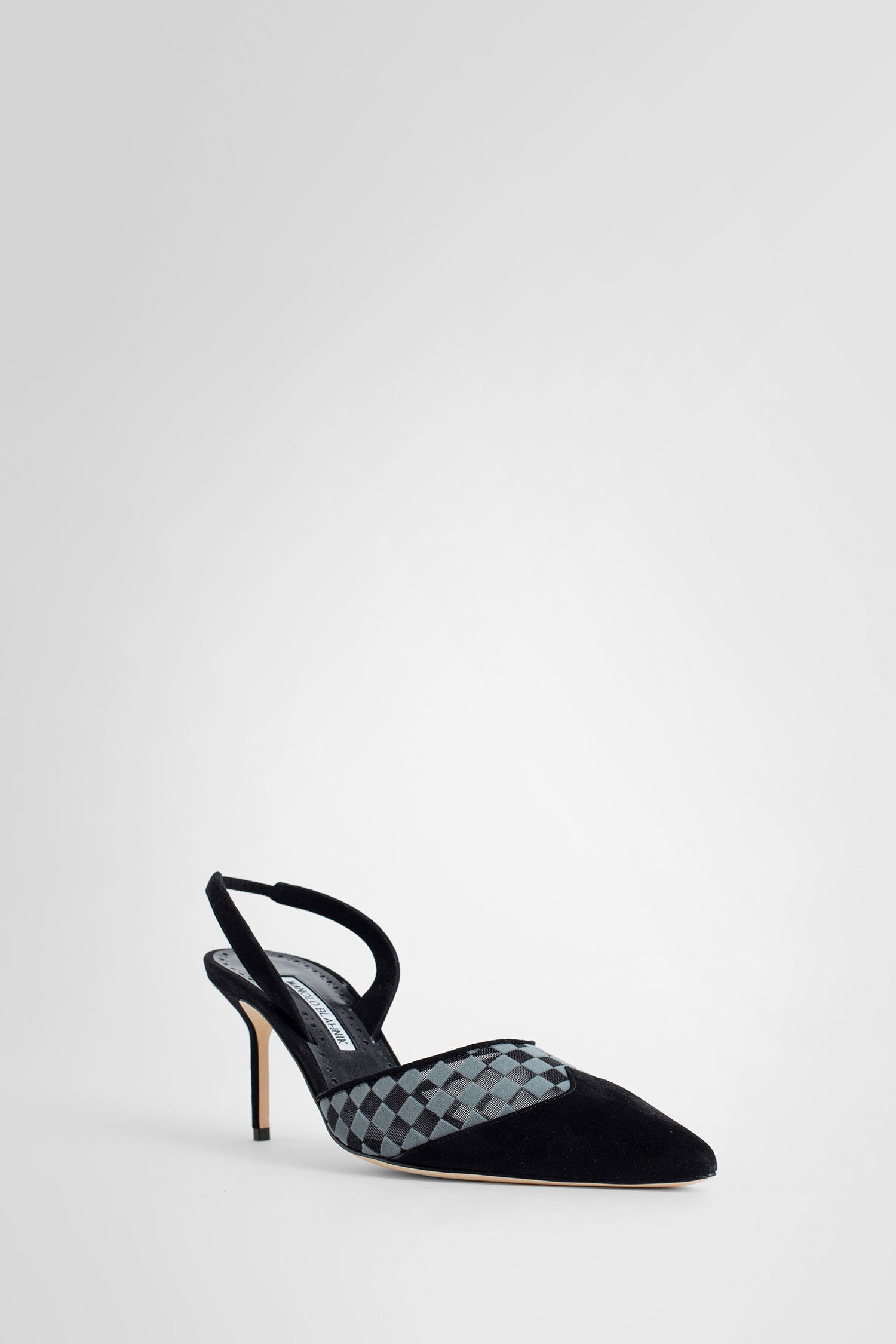 MANOLO BLAHNIK WOMAN BLACK PUMPS