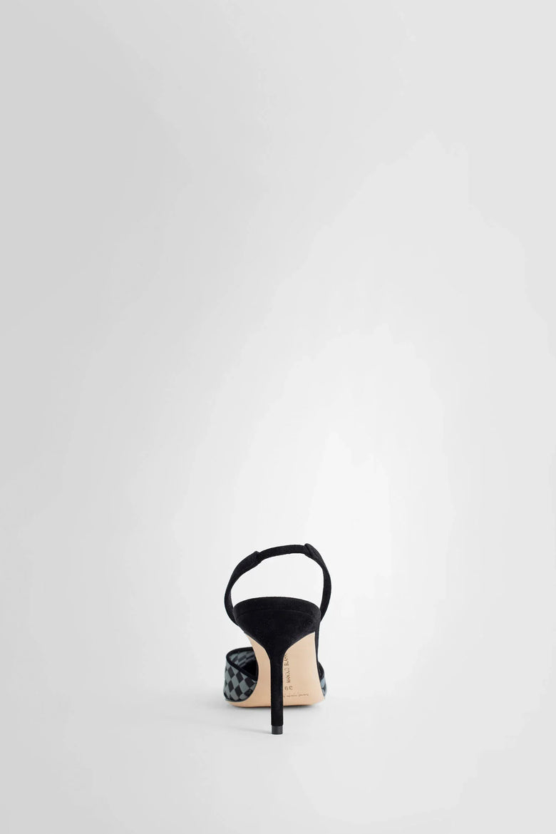 MANOLO BLAHNIK WOMAN BLACK PUMPS - Antonioli.eu