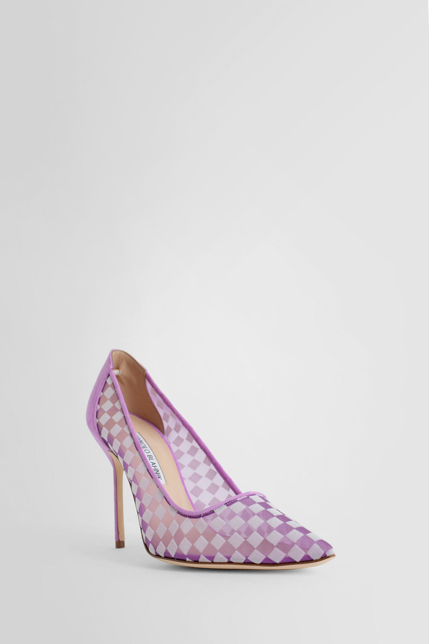 MANOLO BLAHNIK WOMAN PURPLE PUMPS