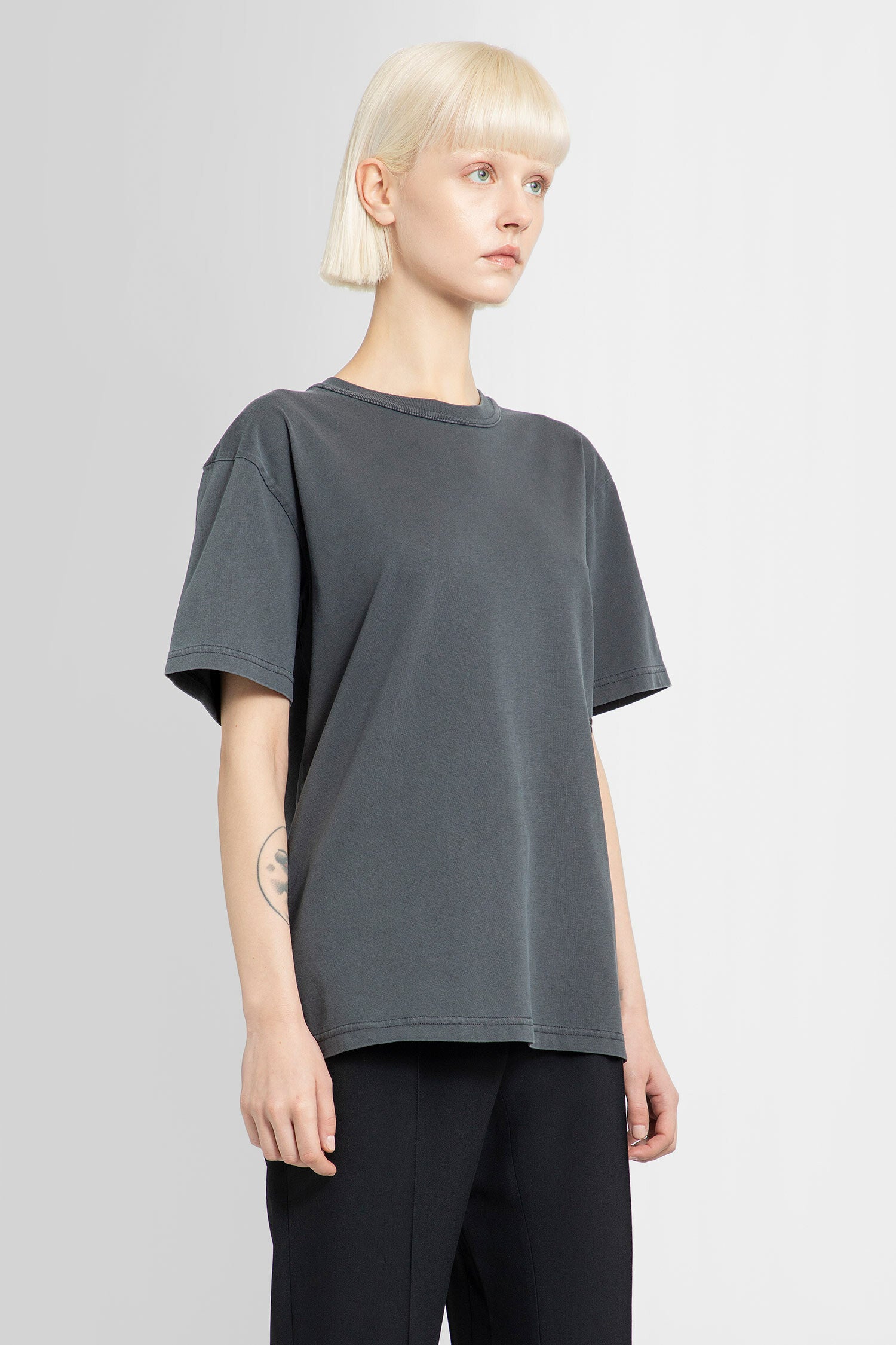 ALEXANDER WANG WOMAN GREY T-SHIRTS & TANK TOPS