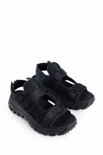 MONCLER WOMAN BLACK SANDALS & SLIDES