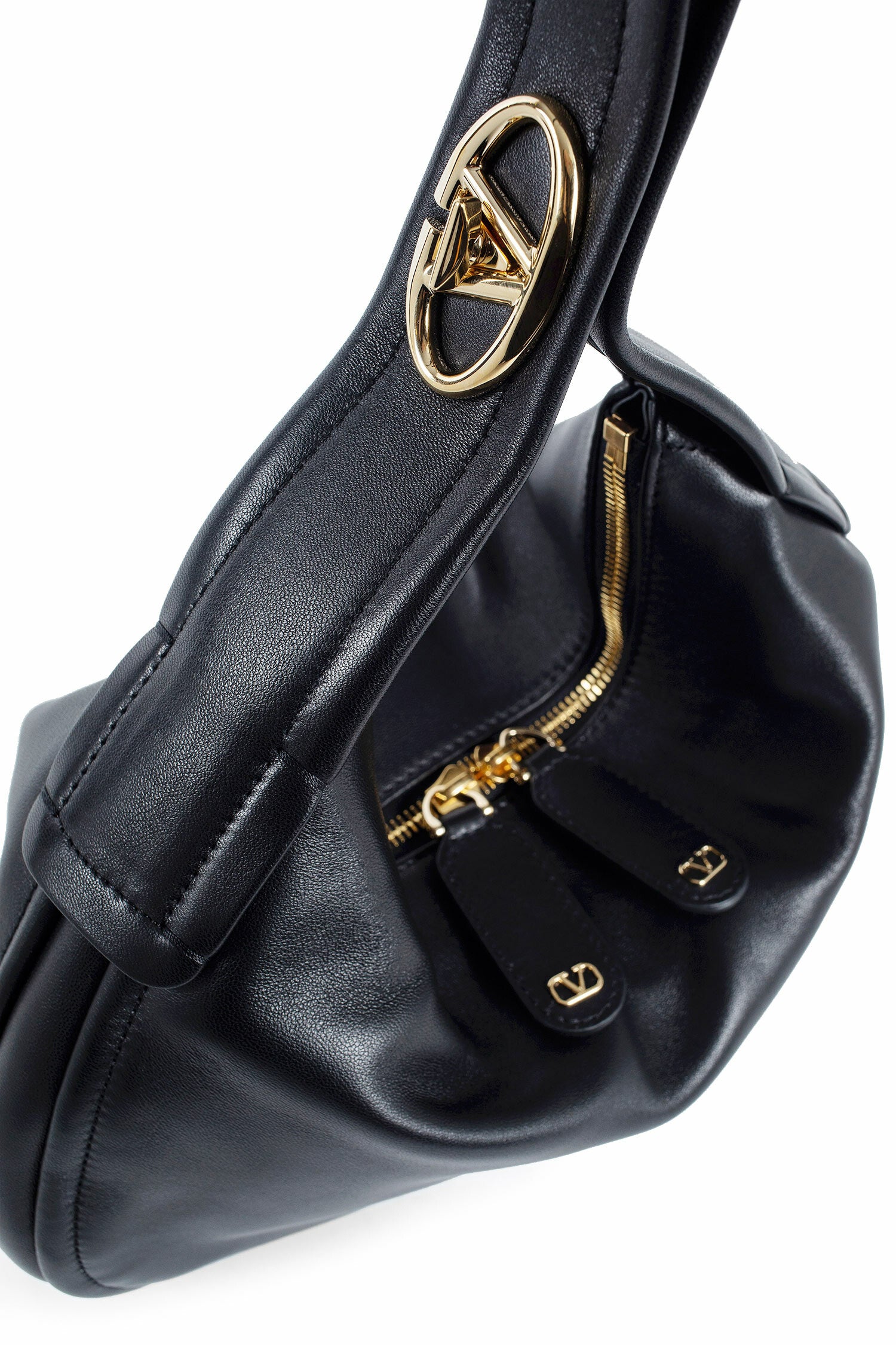 VALENTINO WOMAN BLACK SHOULDER BAGS