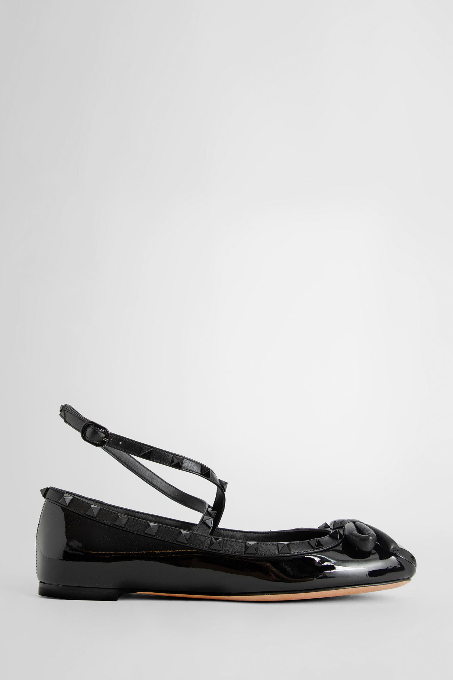 VALENTINO WOMAN BLACK FLATS