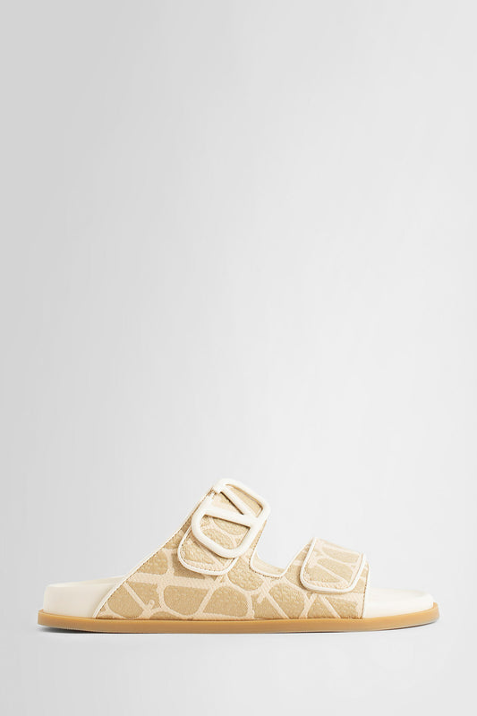 VALENTINO WOMAN OFF-WHITE SANDALS & SLIDES