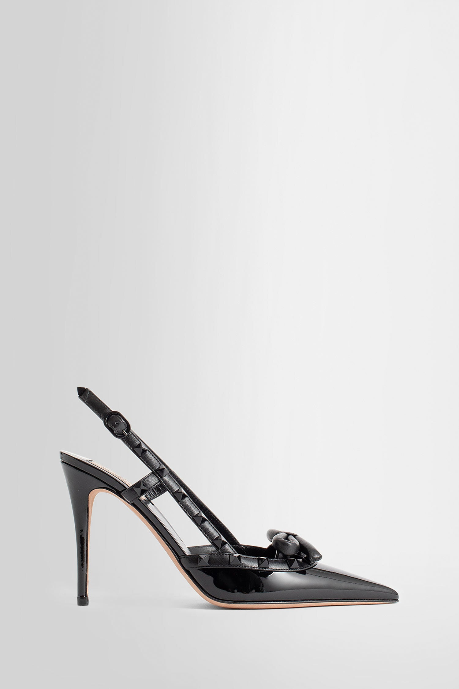 VALENTINO WOMAN BLACK PUMPS