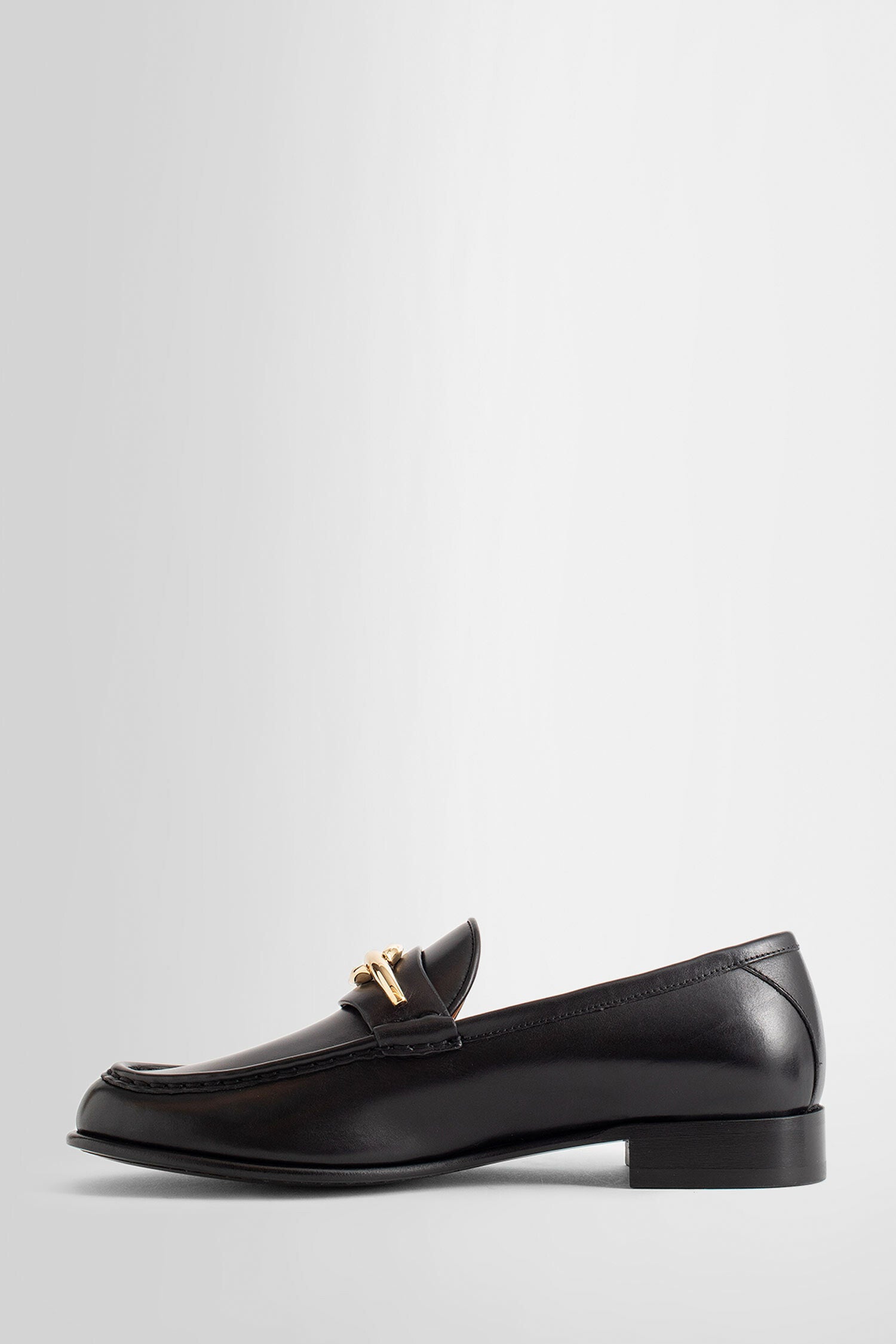 VALENTINO WOMAN BLACK LOAFERS