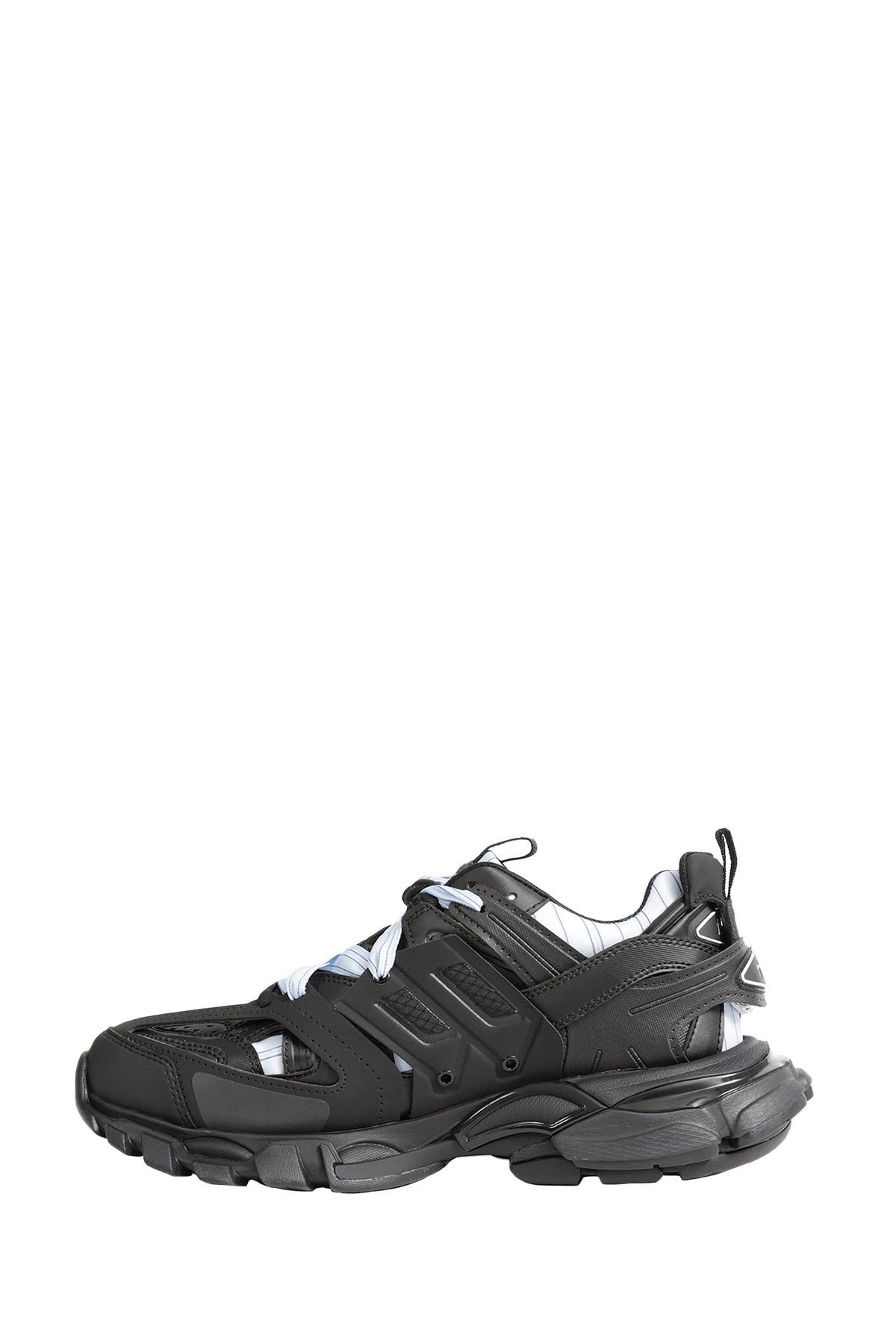 Track Shirt Sneaker