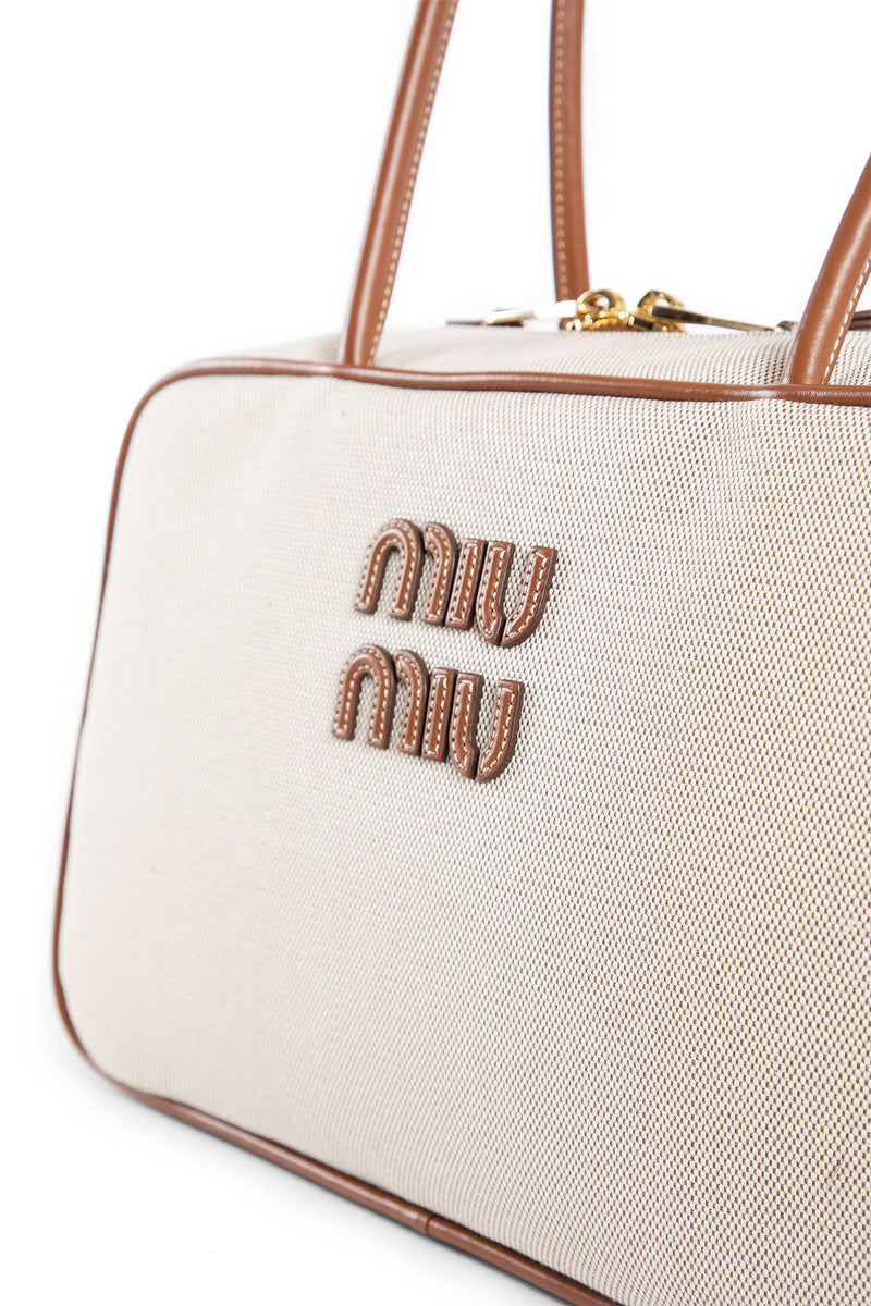 Beau canvas and leather bag