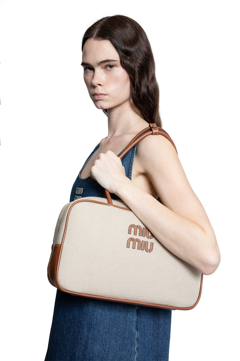 Beau canvas and leather bag