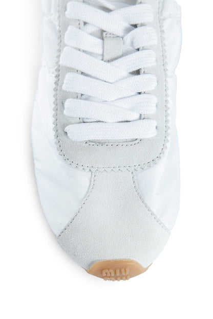 Plume Sneakers