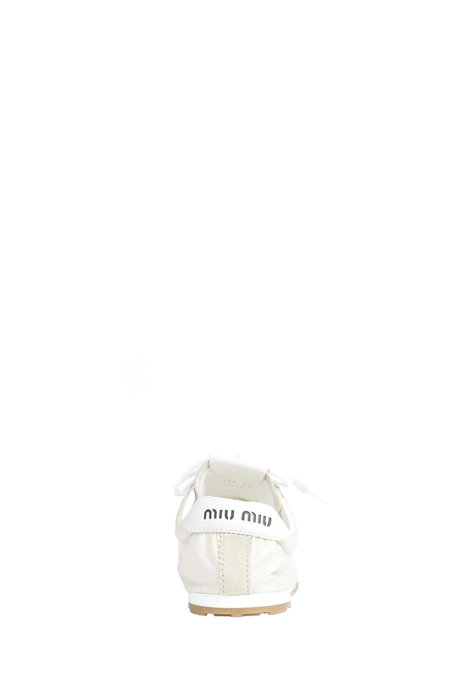 Plume Sneakers