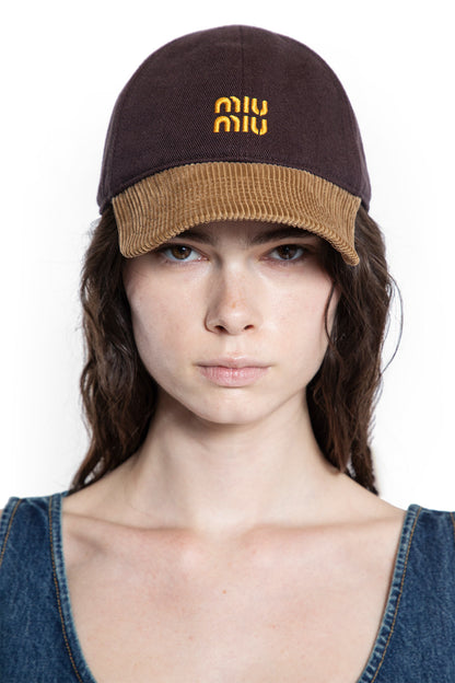 MIU MIU WOMAN RED HATS