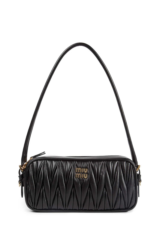 Pouch in nappa matelassé