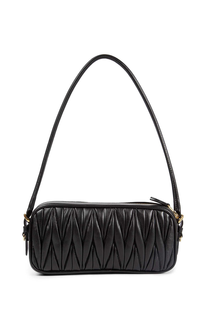 Pouch in nappa matelassé