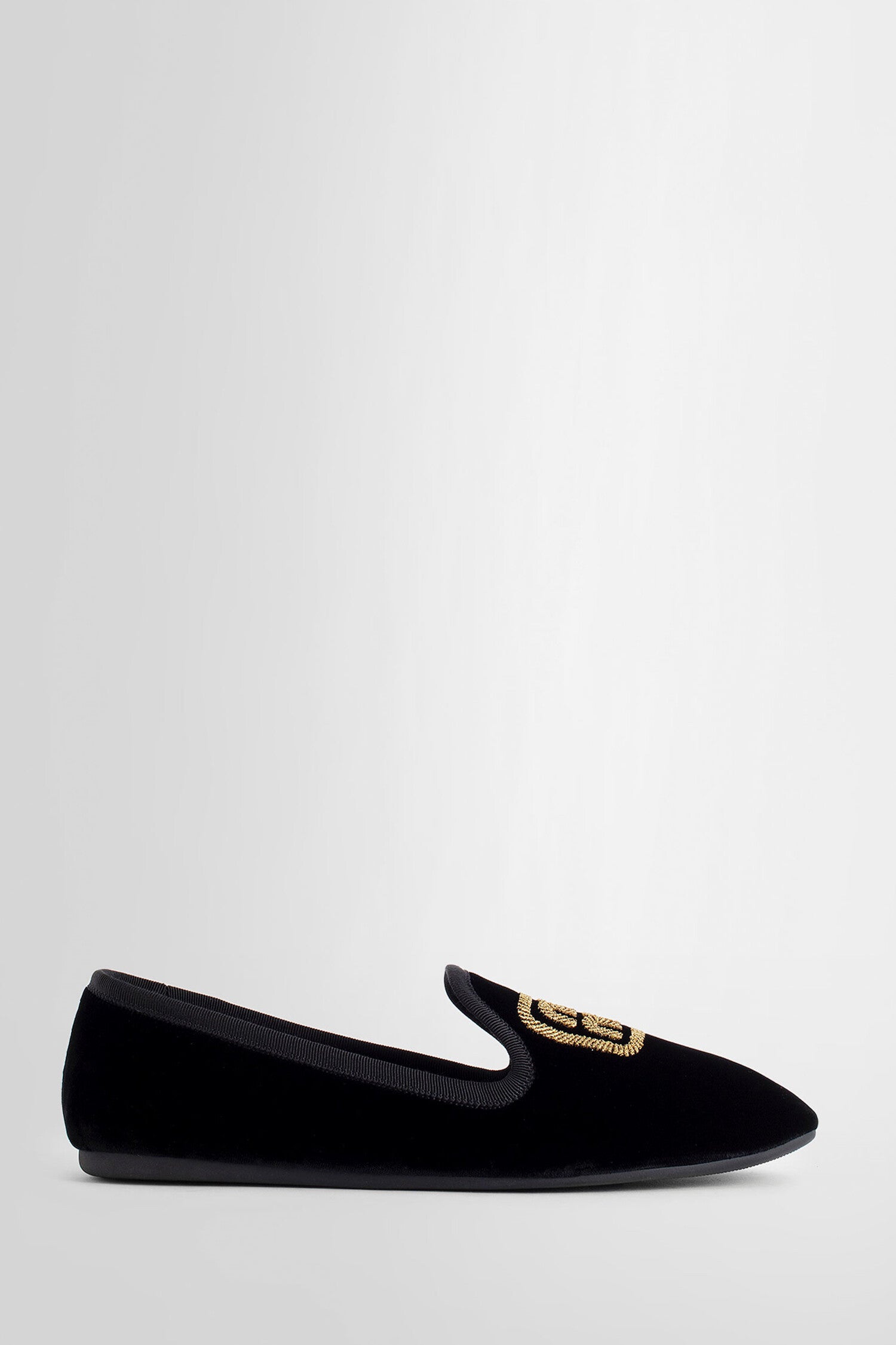 MIU MIU WOMAN BLACK FLATS