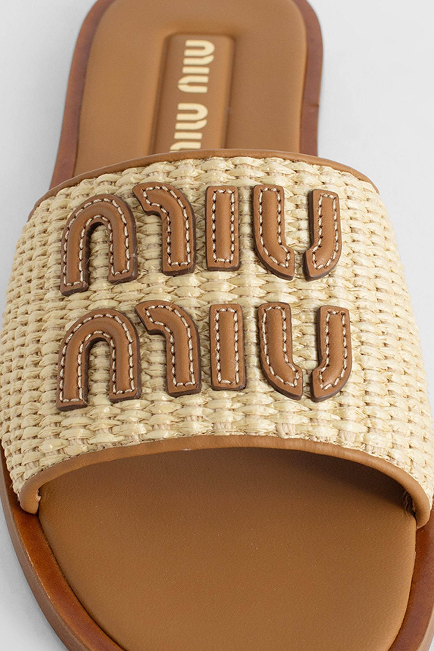 Miu miu discount pearl slides review