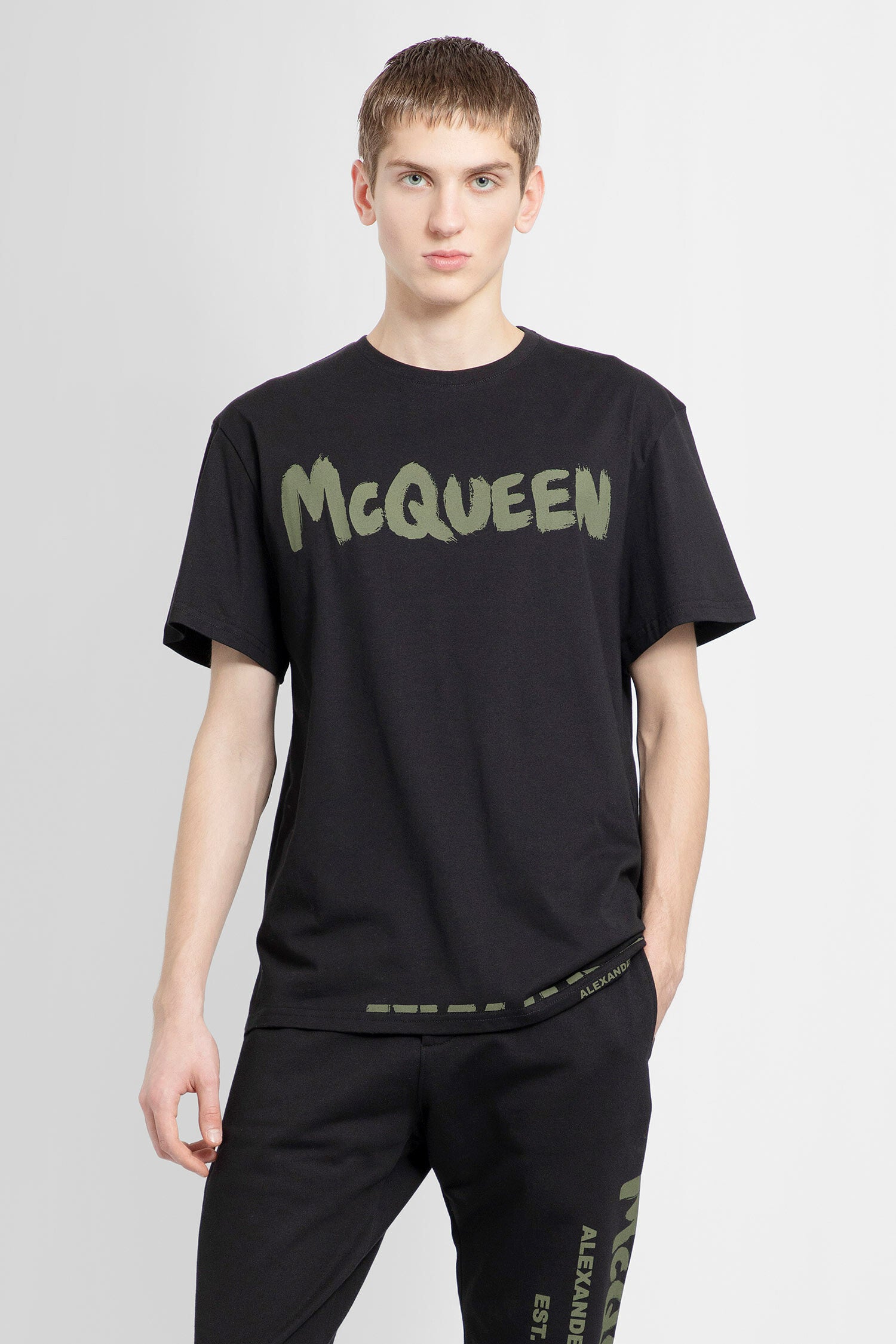 ALEXANDER MCQUEEN MAN BLACK T-SHIRTS & TANK TOPS