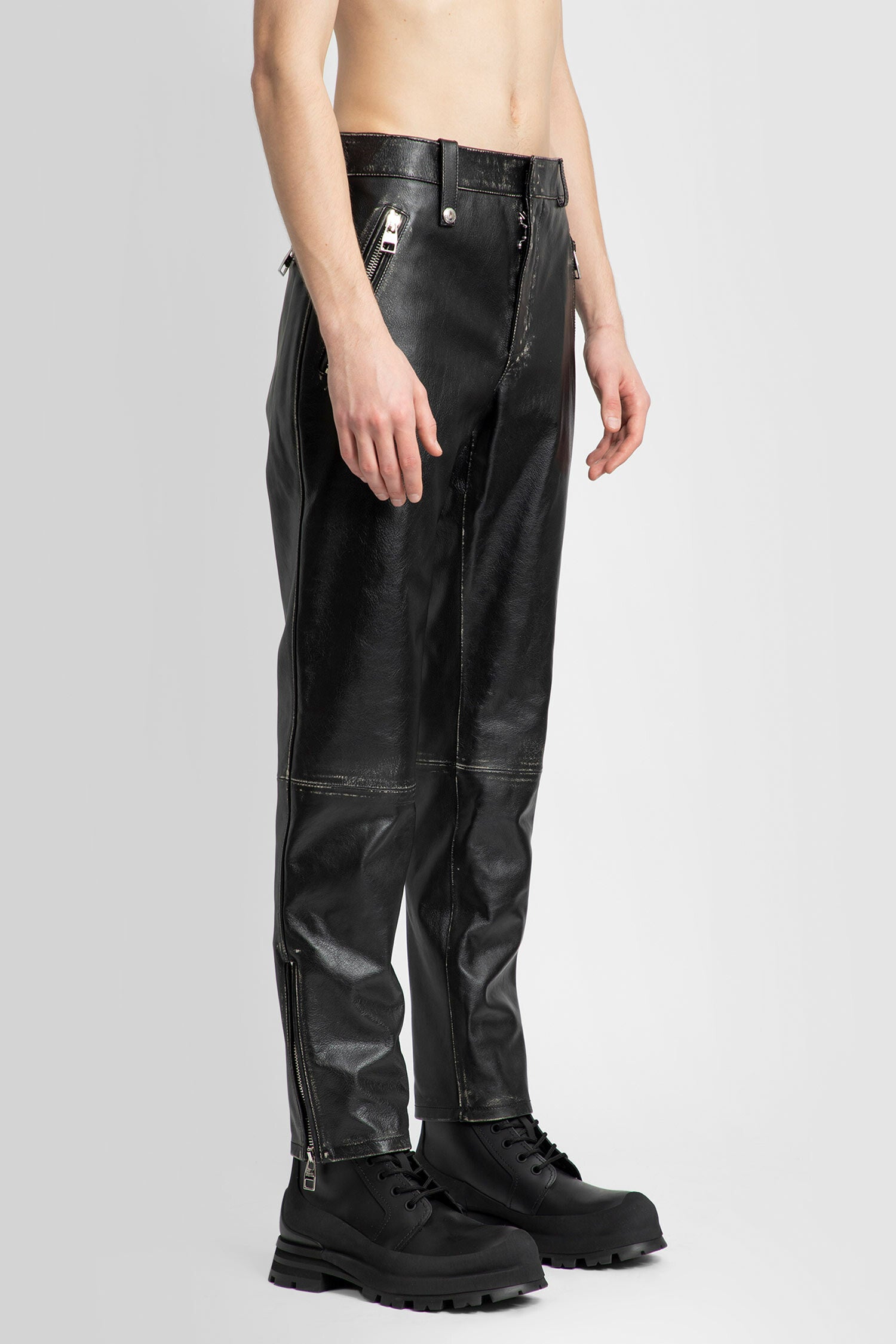 ALEXANDER MCQUEEN MAN BLACK TROUSERS