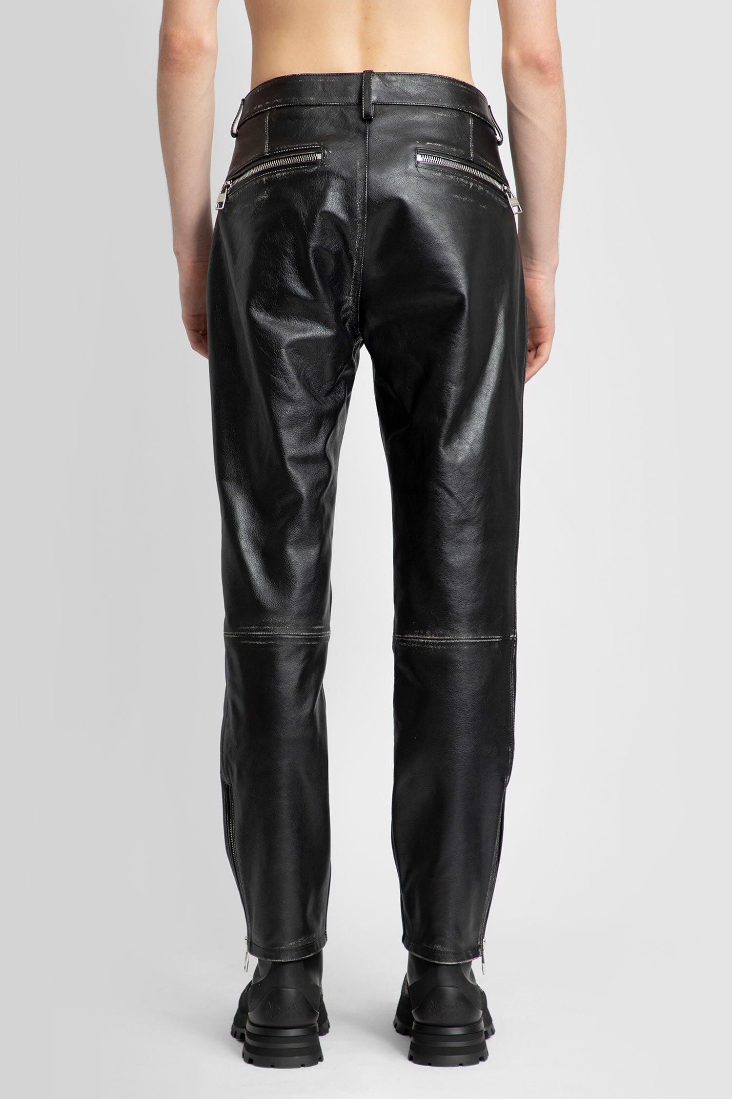 ALEXANDER MCQUEEN MAN BLACK TROUSERS