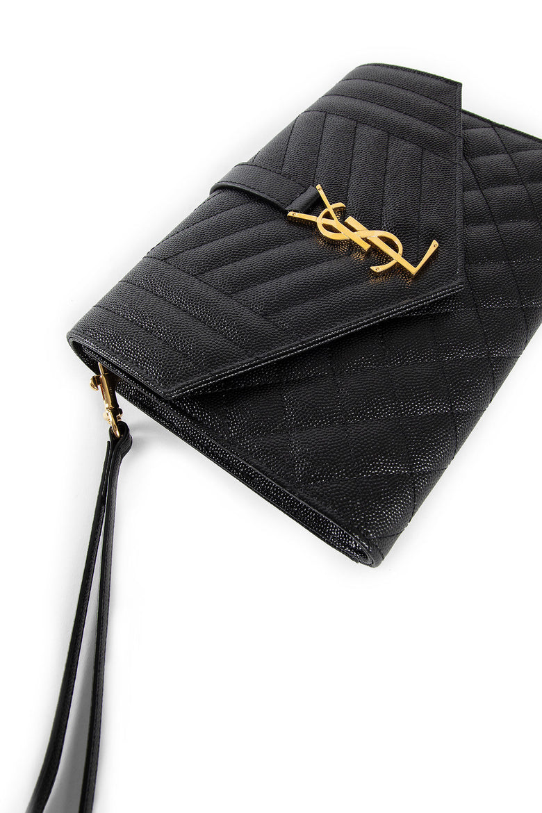 Envelope flap puoch mix matelassé embossed leather