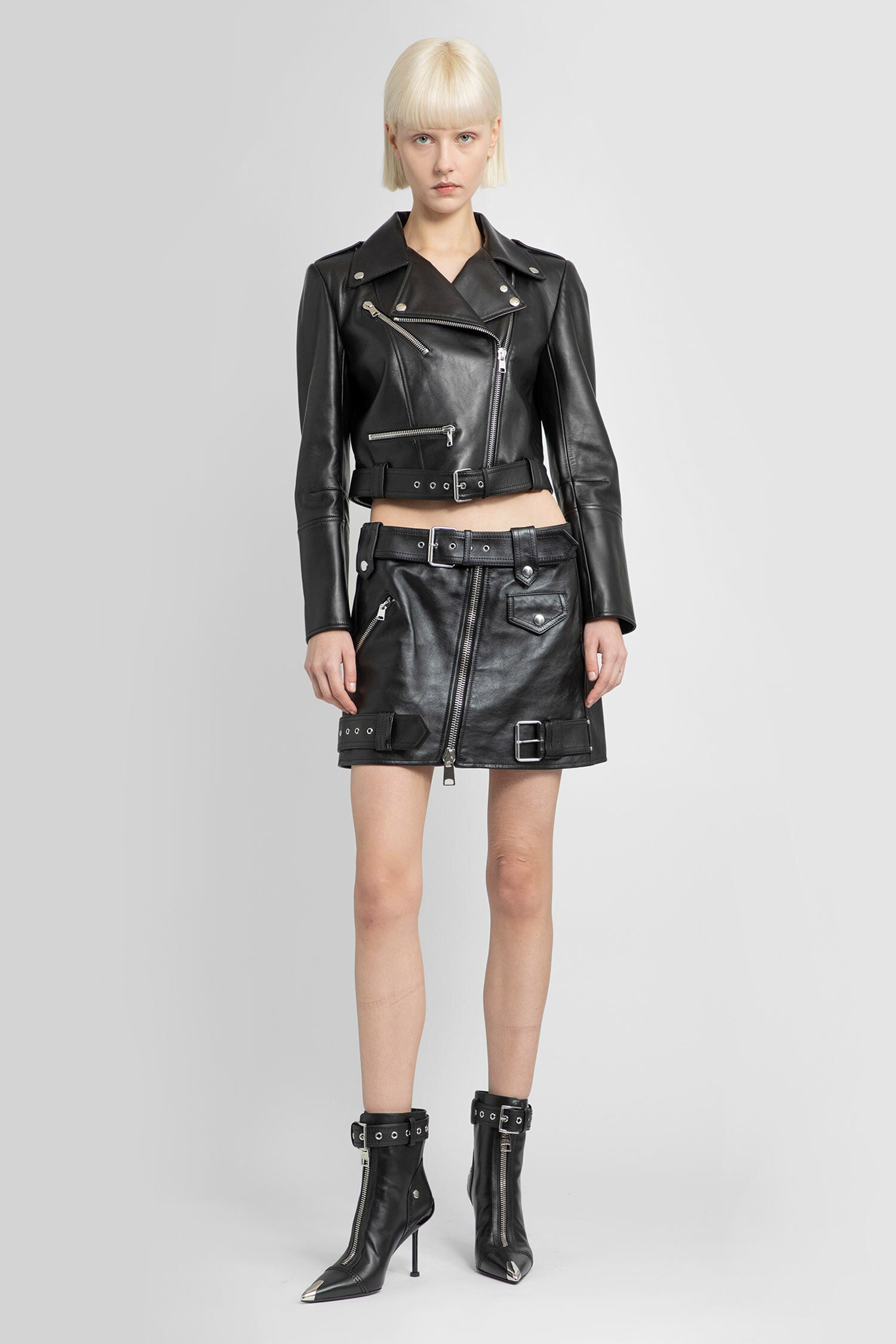 ALEXANDER MCQUEEN WOMAN BLACK JACKETS