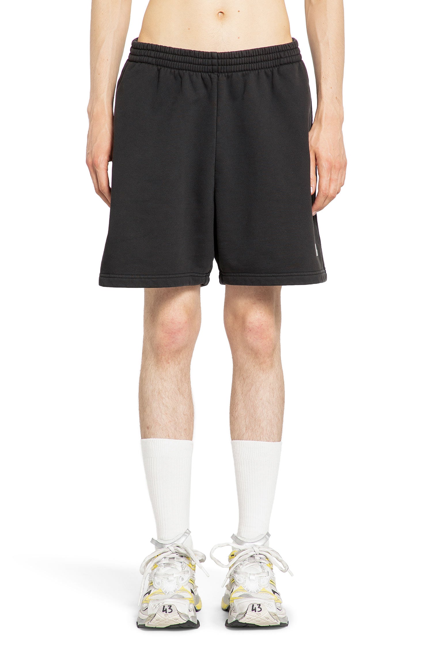 BALENCIAGA MAN BLACK SHORTS