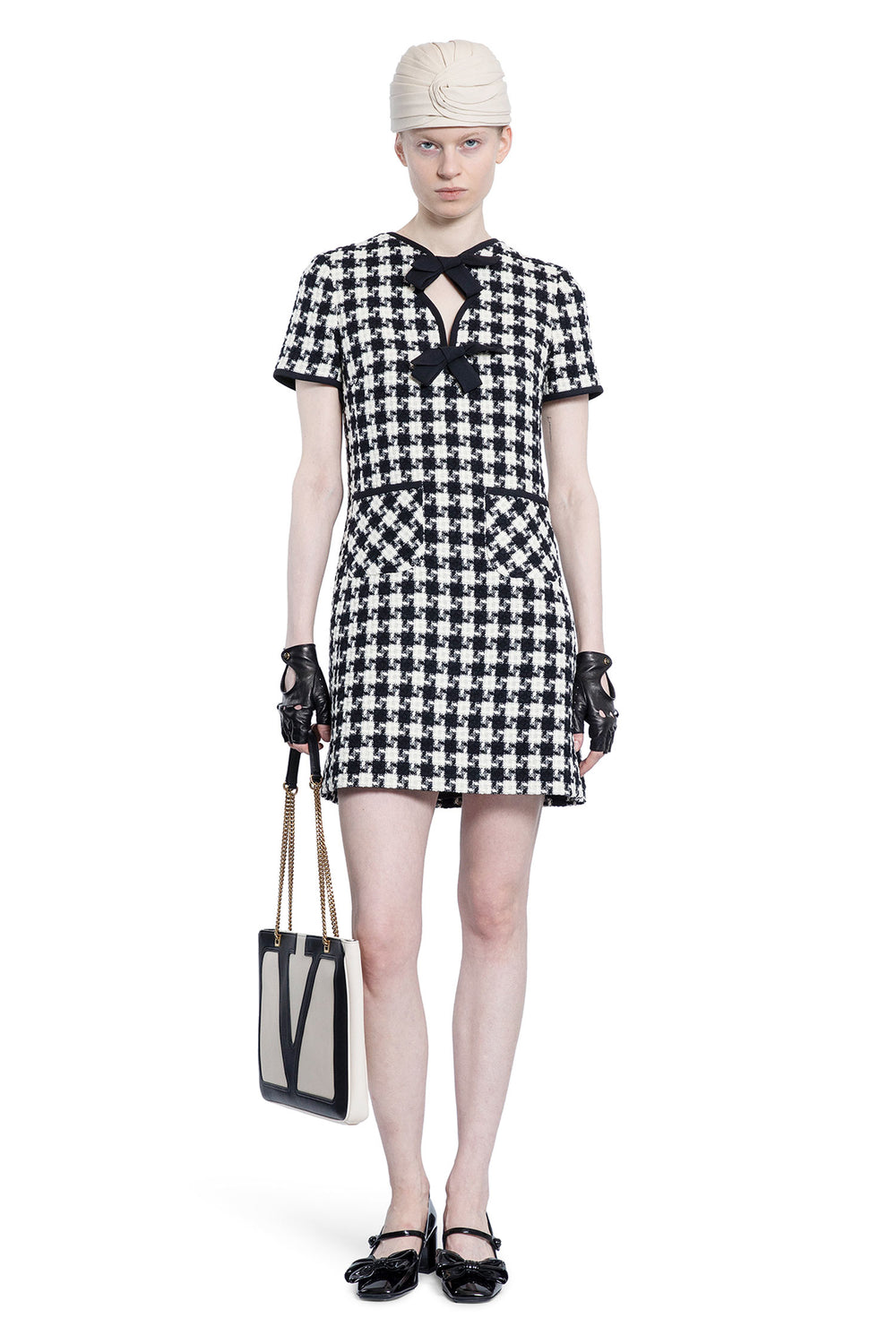 VALENTINO WOMAN BLACK&WHITE DRESSES