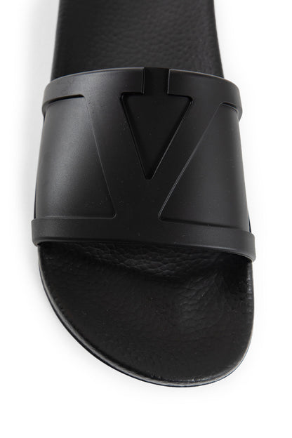 VALENTINO MAN BLACK SANDALS & SLIDES