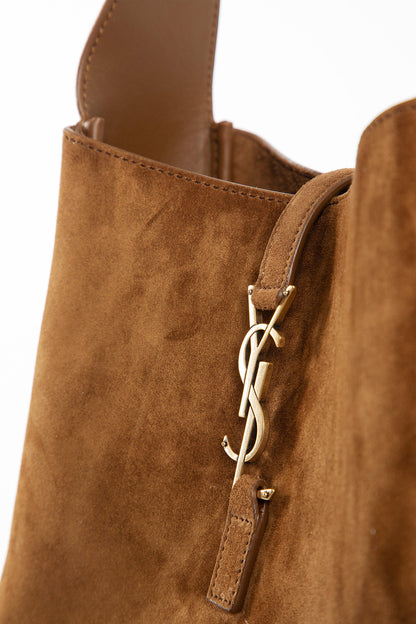 Le 5 à 7 Small in Suede