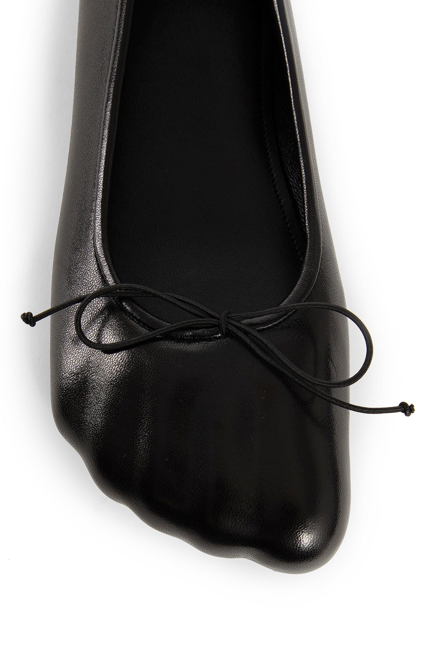 BALENCIAGA WOMAN BLACK FLATS