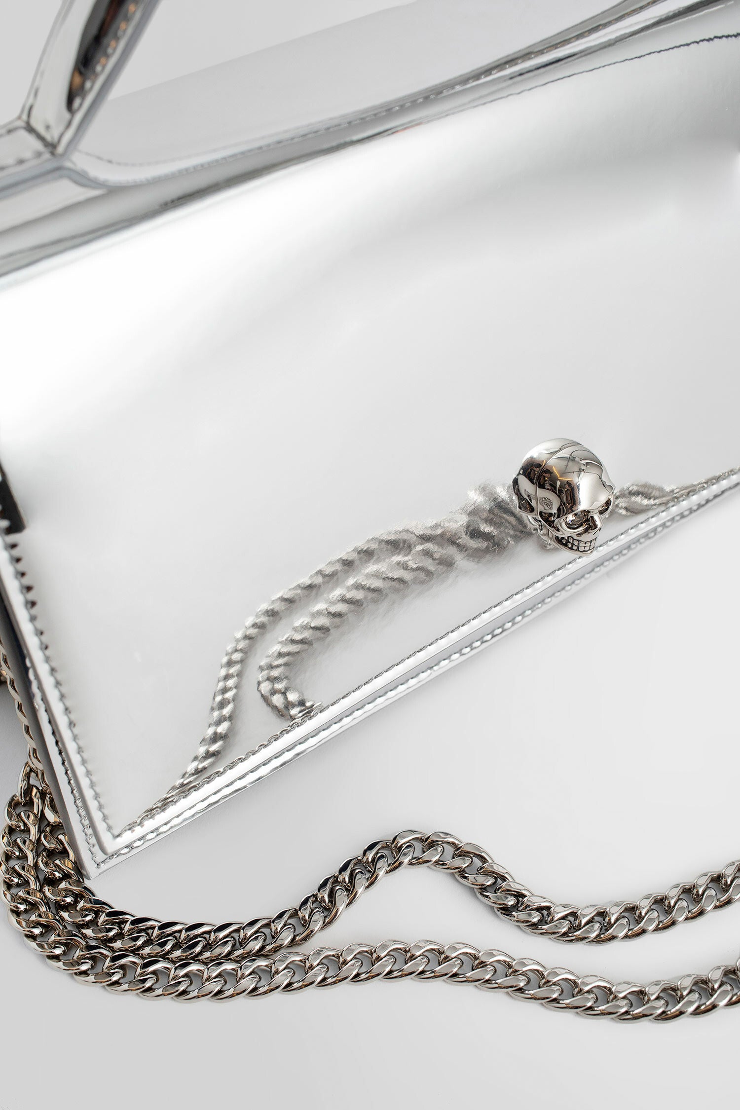 ALEXANDER MCQUEEN WOMAN SILVER TOP HANDLE BAGS