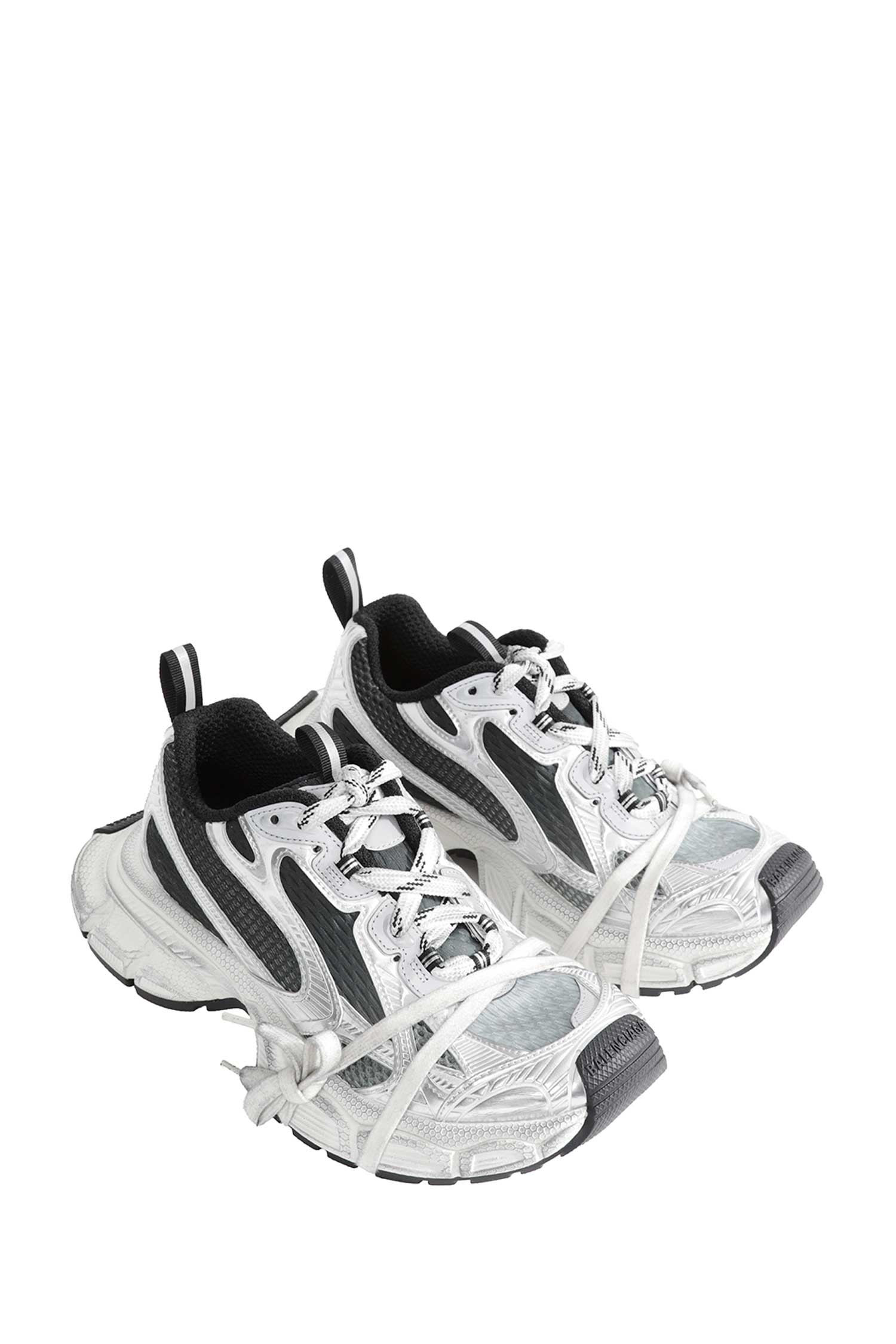 3XL Gradient Sneakers
