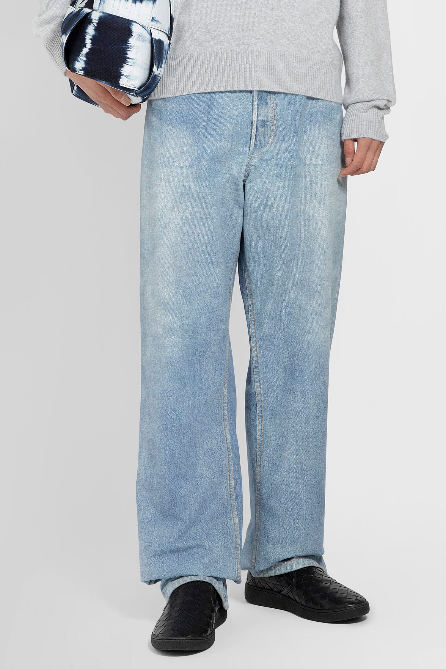 BOTTEGA VENETA MAN BLUE TROUSERS