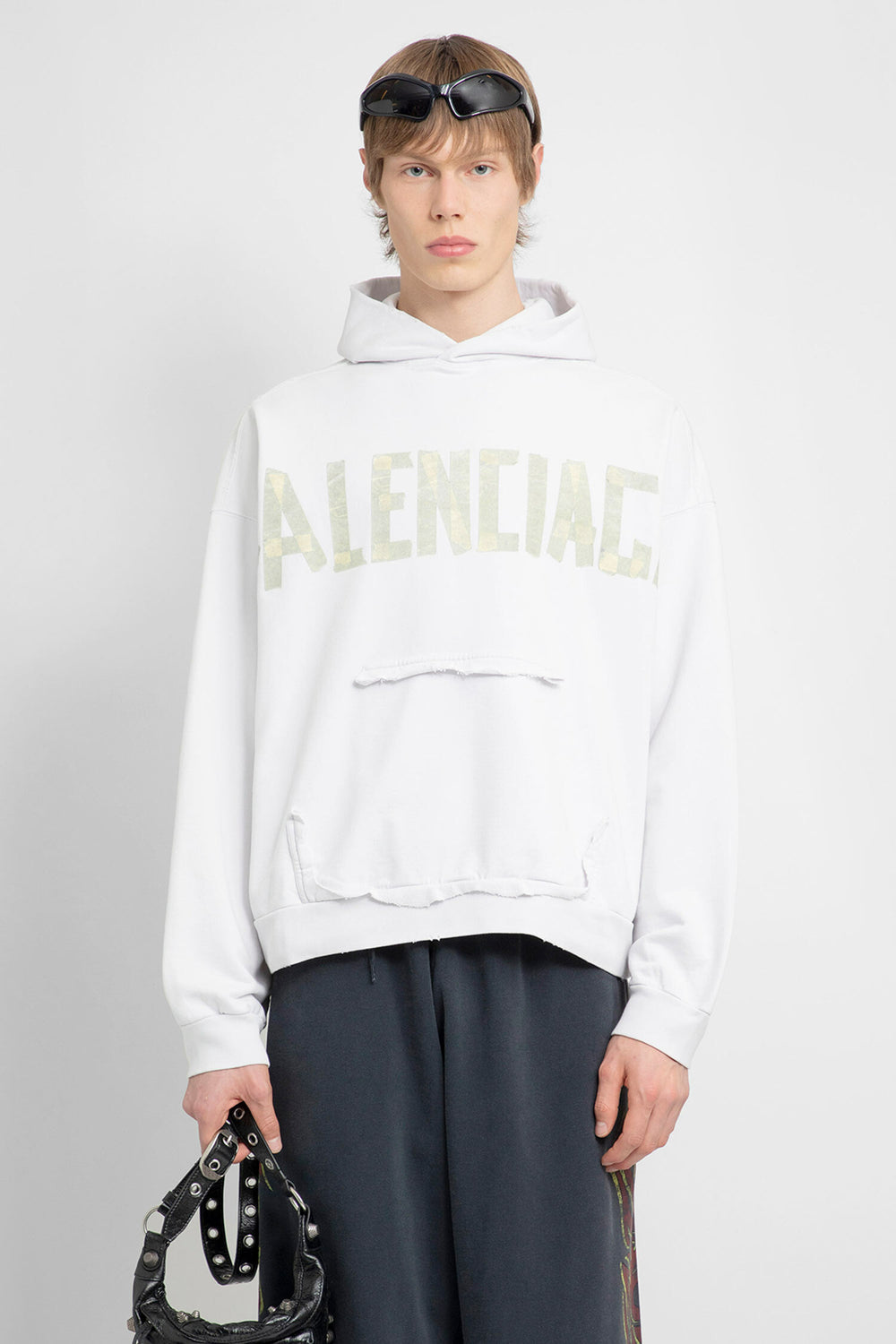 BALENCIAGA MAN WHITE SWEATSHIRTS